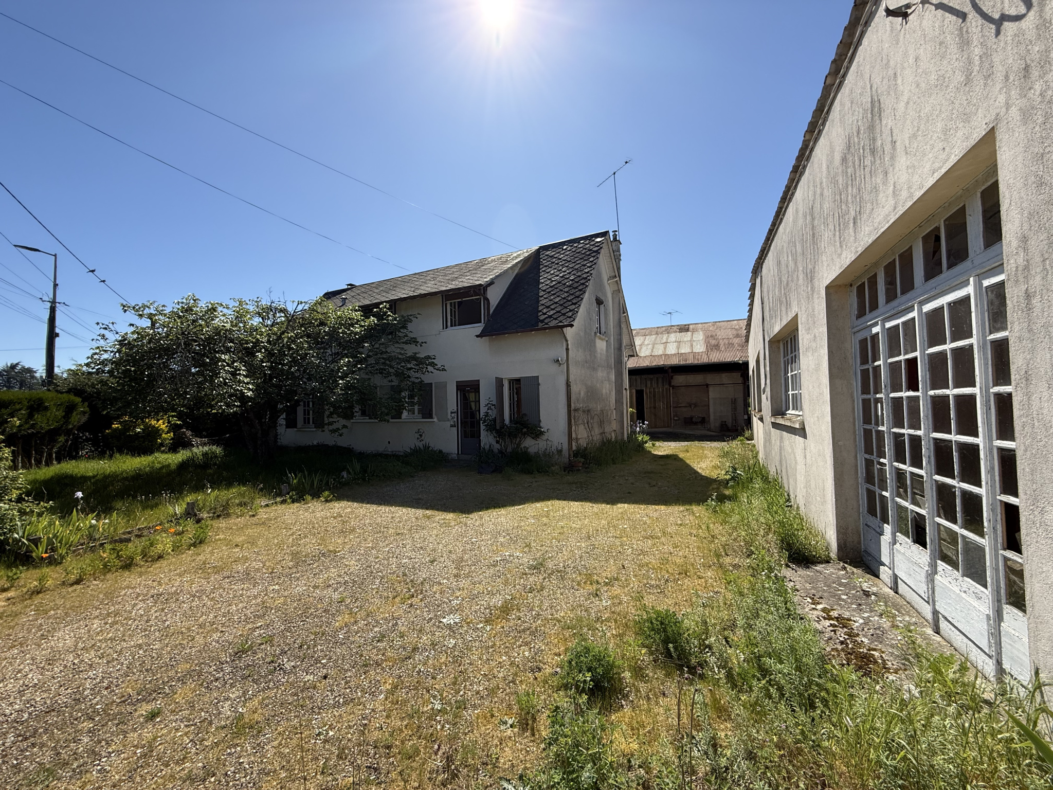 Maison avec entrepôt commercial - La-Ferté-Imbault
